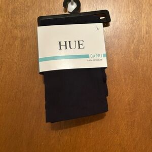 NEW! Navy blue capri leggings size L Still in packaging.